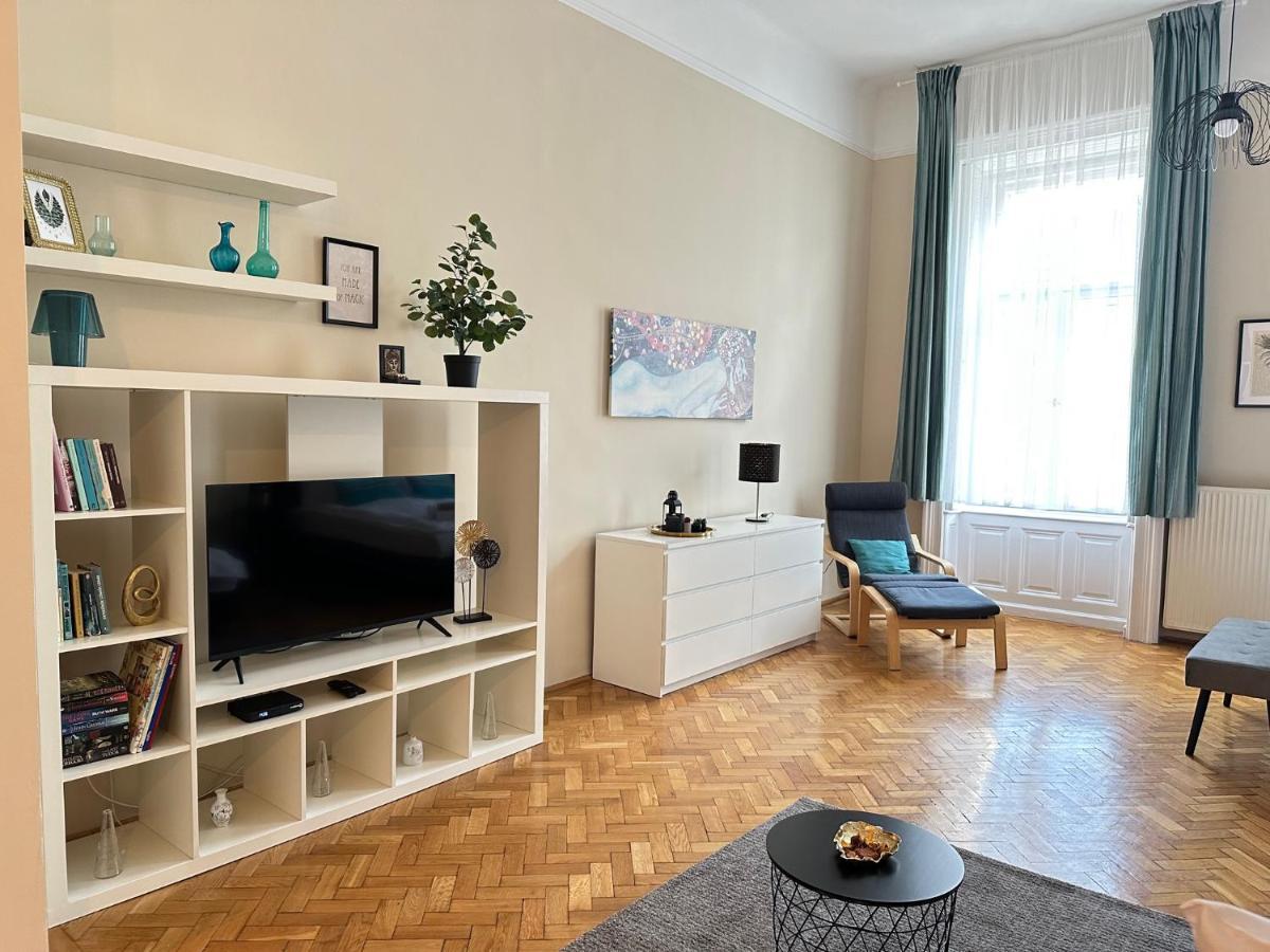 Orangehomes Peaceful Apartment Next To Central Market Hall Будапеща Екстериор снимка