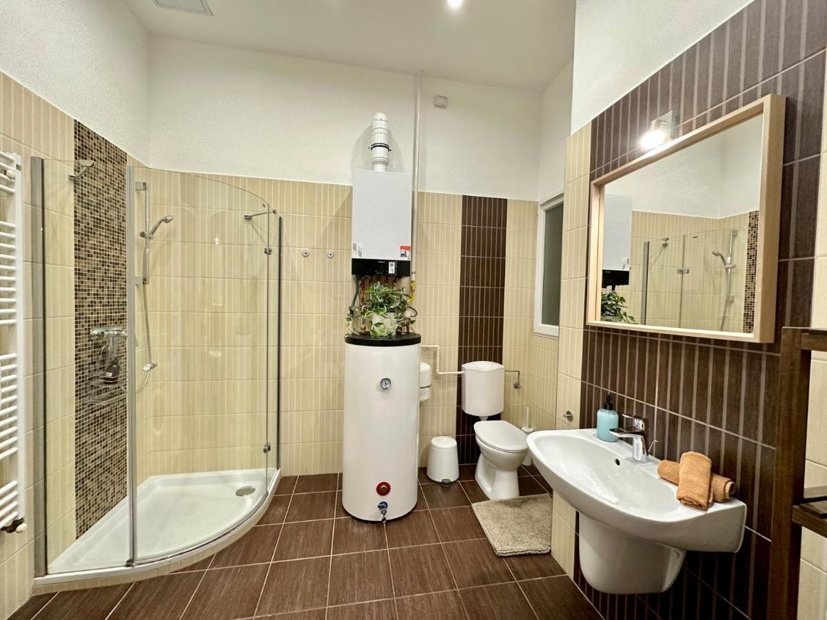 Orangehomes Peaceful Apartment Next To Central Market Hall Будапеща Екстериор снимка